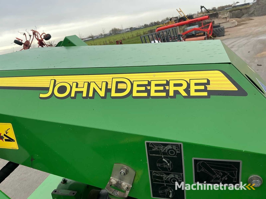 2015 John Deere 131 - Disc Mower