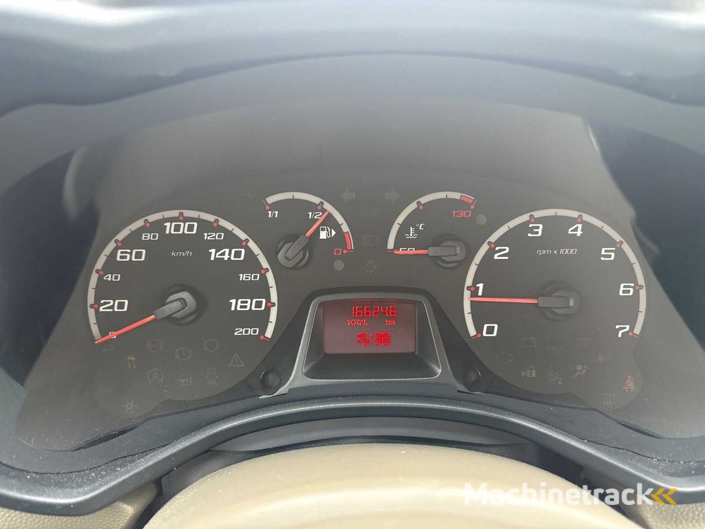 Ford Ka 1.2 Comfort s/s Air Conditioner, 99-PNZ-4