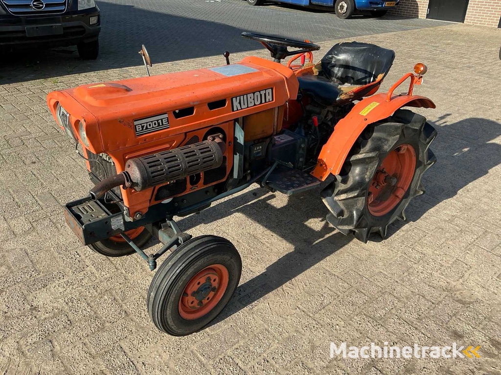 Kubota B7001E Mini Tractor
