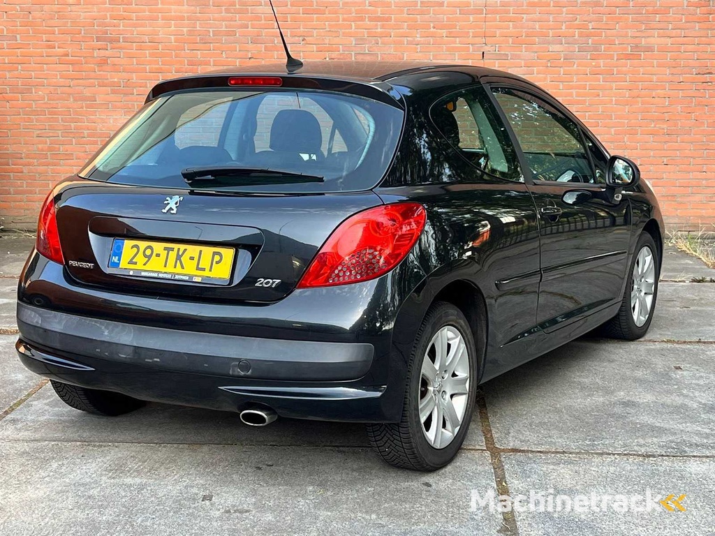 Peugeot - 207 - 1.6-16V XS Pack, 29-TK-LP
