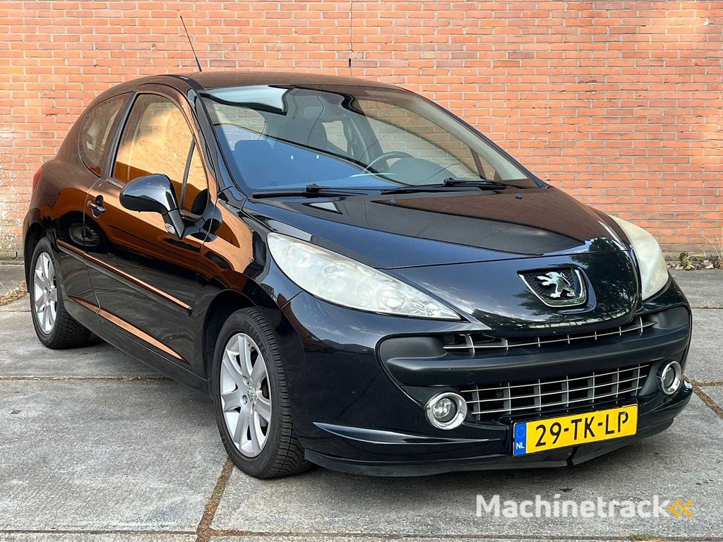Peugeot - 207 - 1.6-16V XS Pack, 29-TK-LP