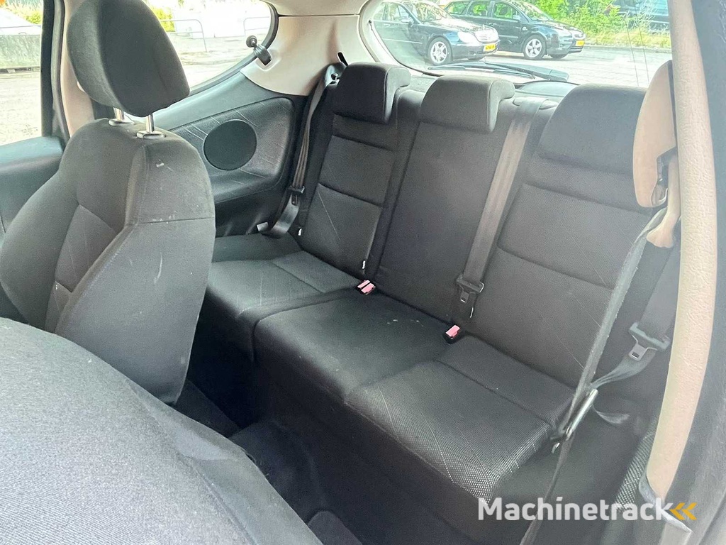 Peugeot - 207 - 1.6-16V XS Pack, 29-TK-LP