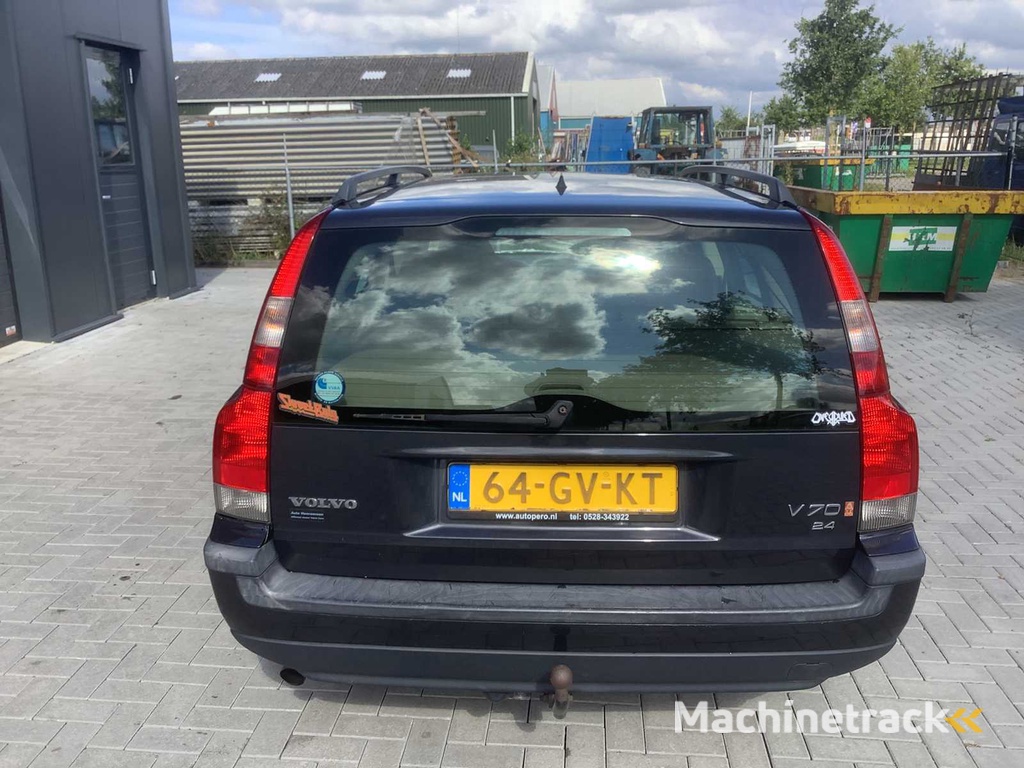 2001 Volvo V70 2.4 Comfort Line Passenger Car