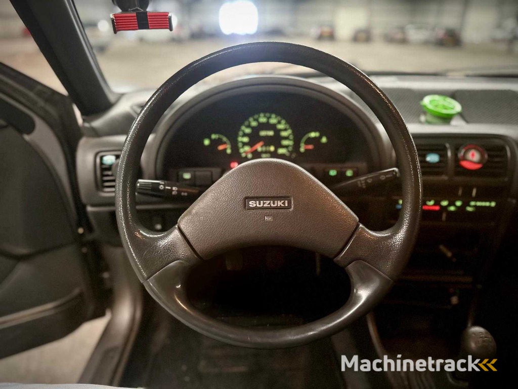 suzuki - swift - Personenauto