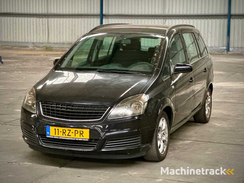 Opel Zafira 1.6 Enjoy, 11-RZ-PR