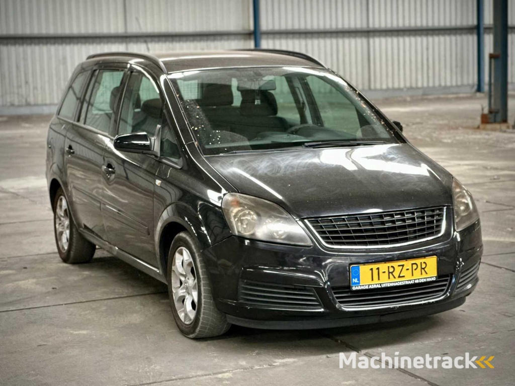 Opel Zafira 1.6 Enjoy, 11-RZ-PR