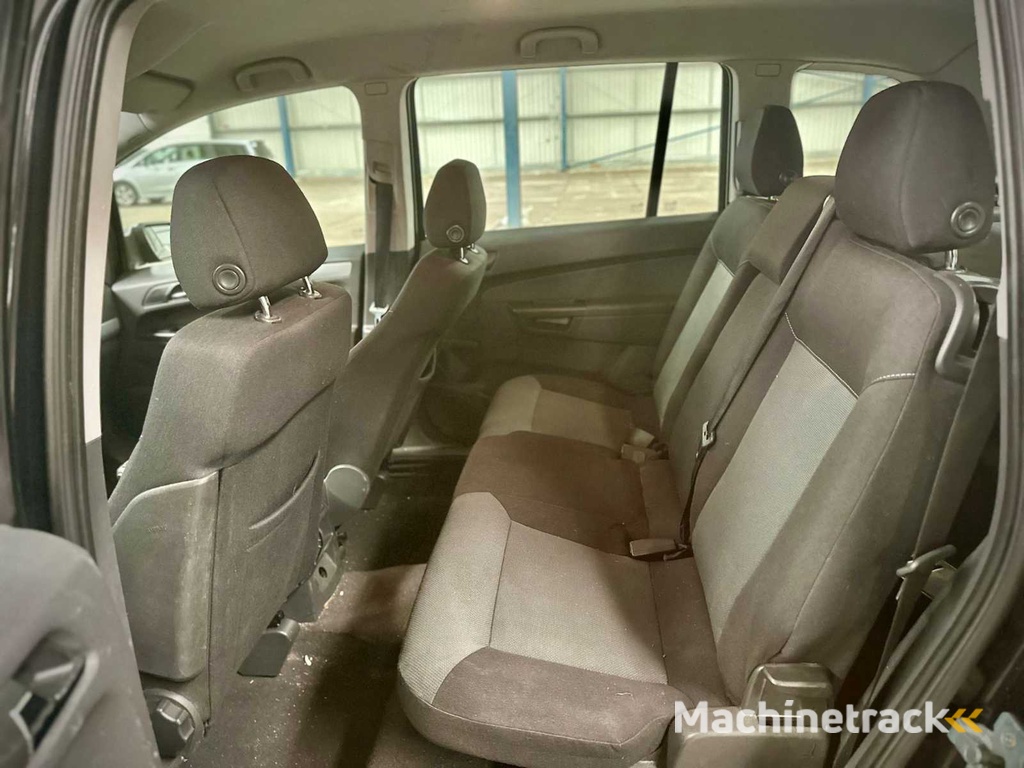 Opel Zafira 1.6 Enjoy, 11-RZ-PR