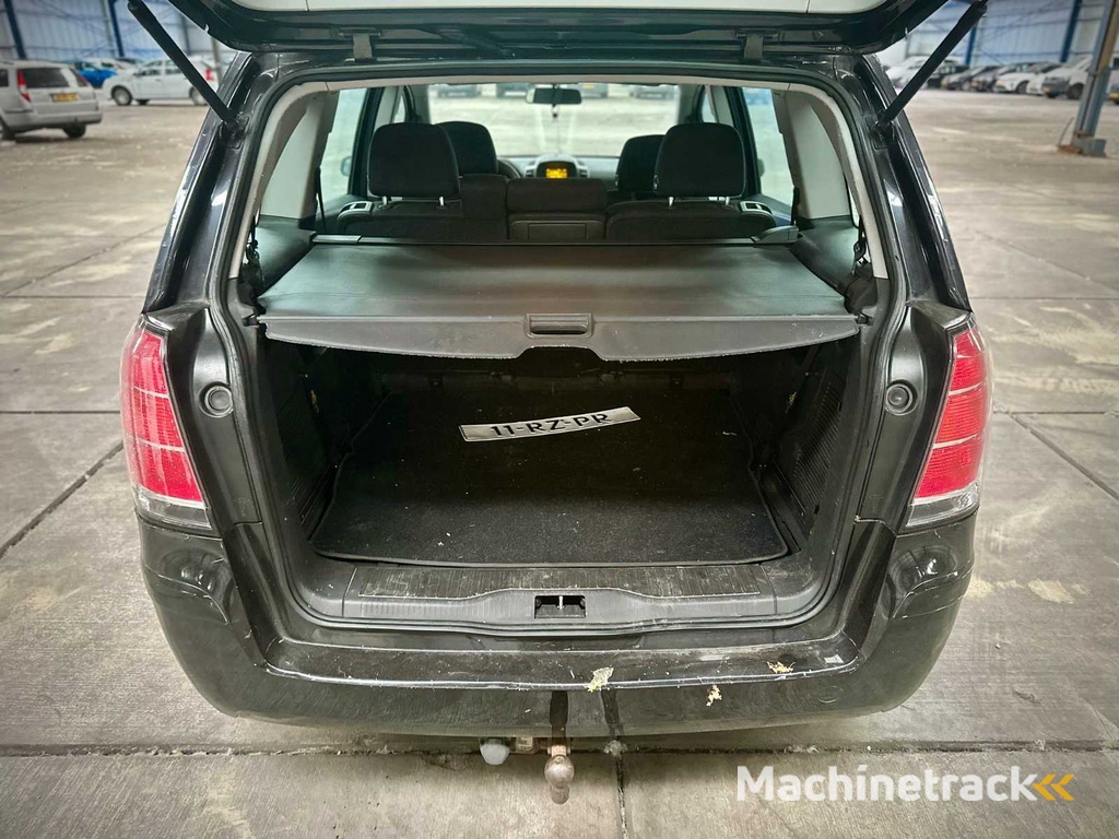 Opel Zafira 1.6 Enjoy, 11-RZ-PR
