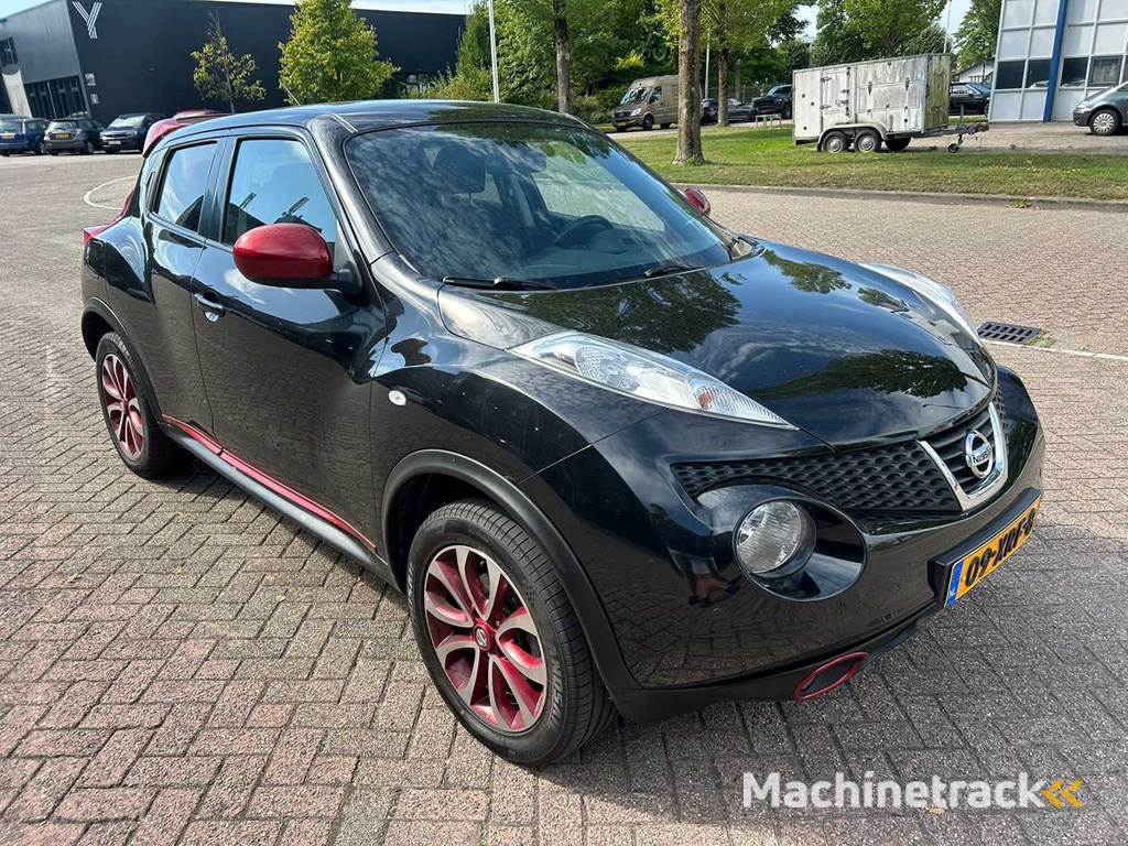 Nissan Juke 1.6 Acenta; 09-XRF-8