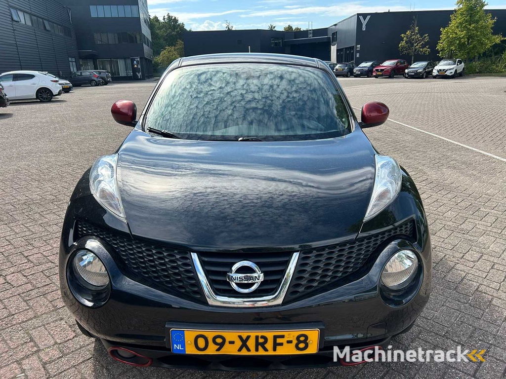 Nissan Juke 1.6 Acenta; 09-XRF-8