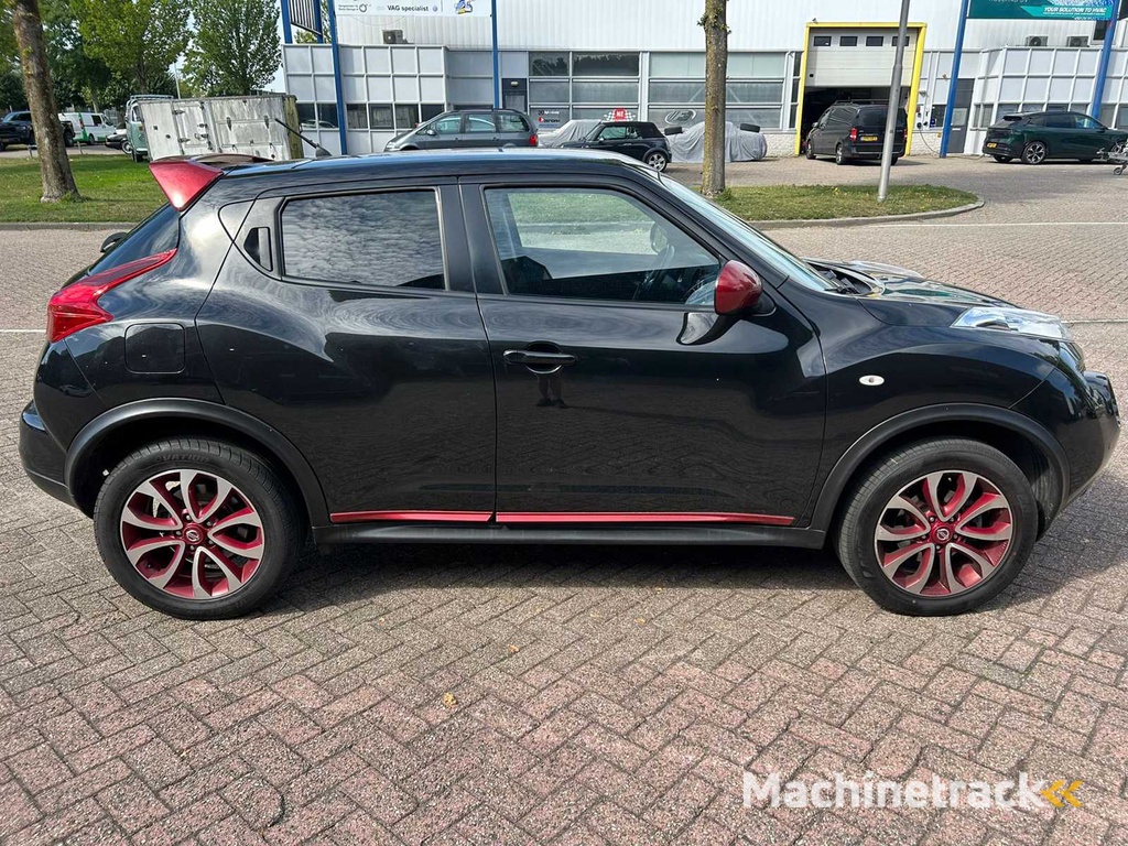 Nissan Juke 1.6 Acenta; 09-XRF-8