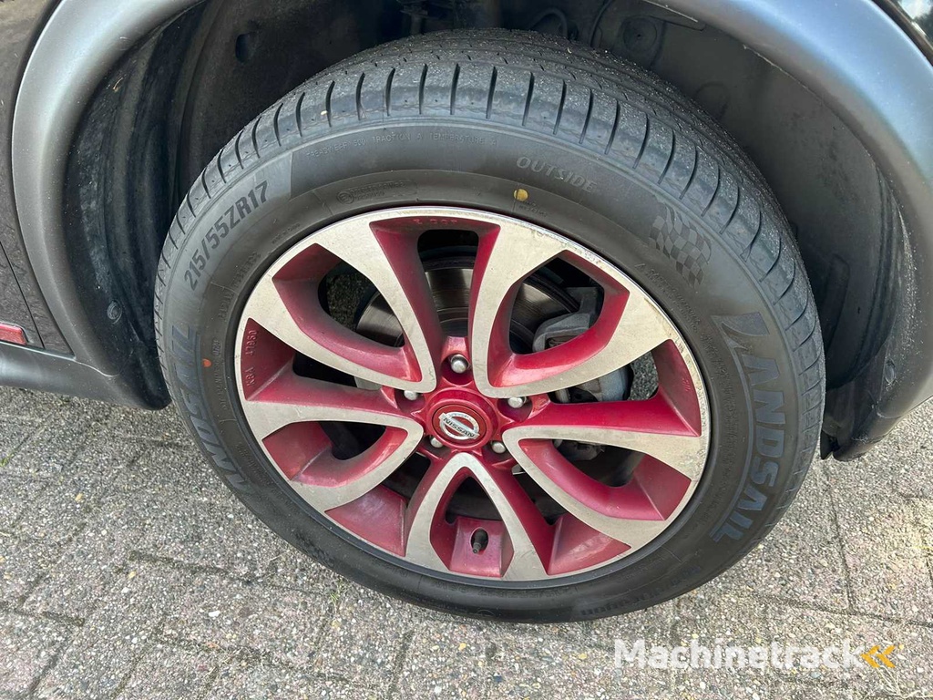 Nissan Juke 1.6 Acenta; 09-XRF-8