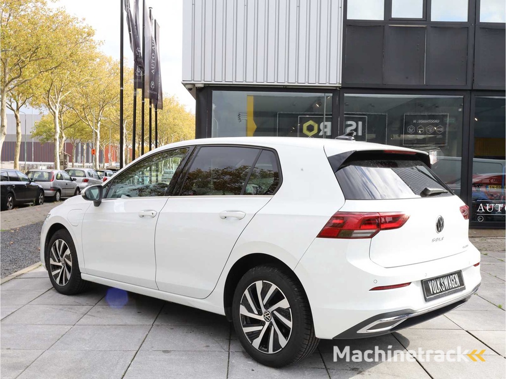 Volkswagen Golf 1.4 eHybrid 204PK Automaat 2022