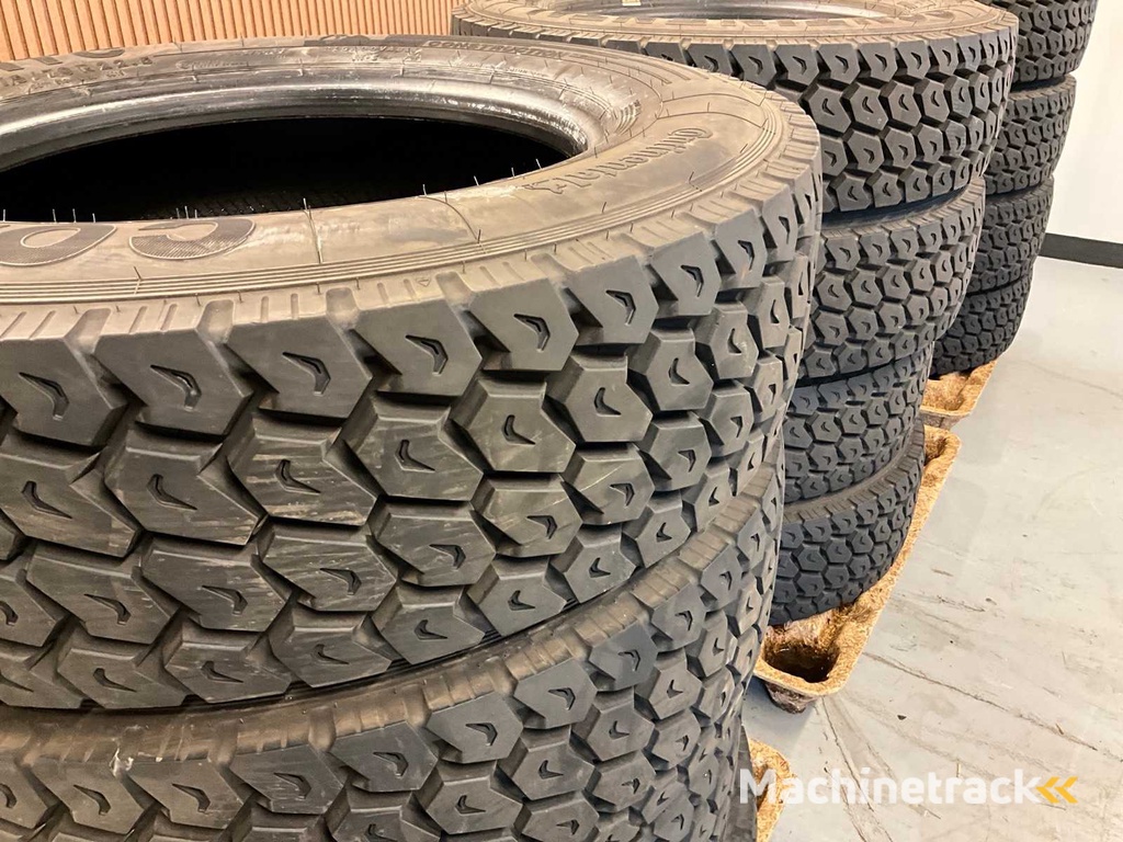 12x 275/70 R22.5 Continental LKW Reifen