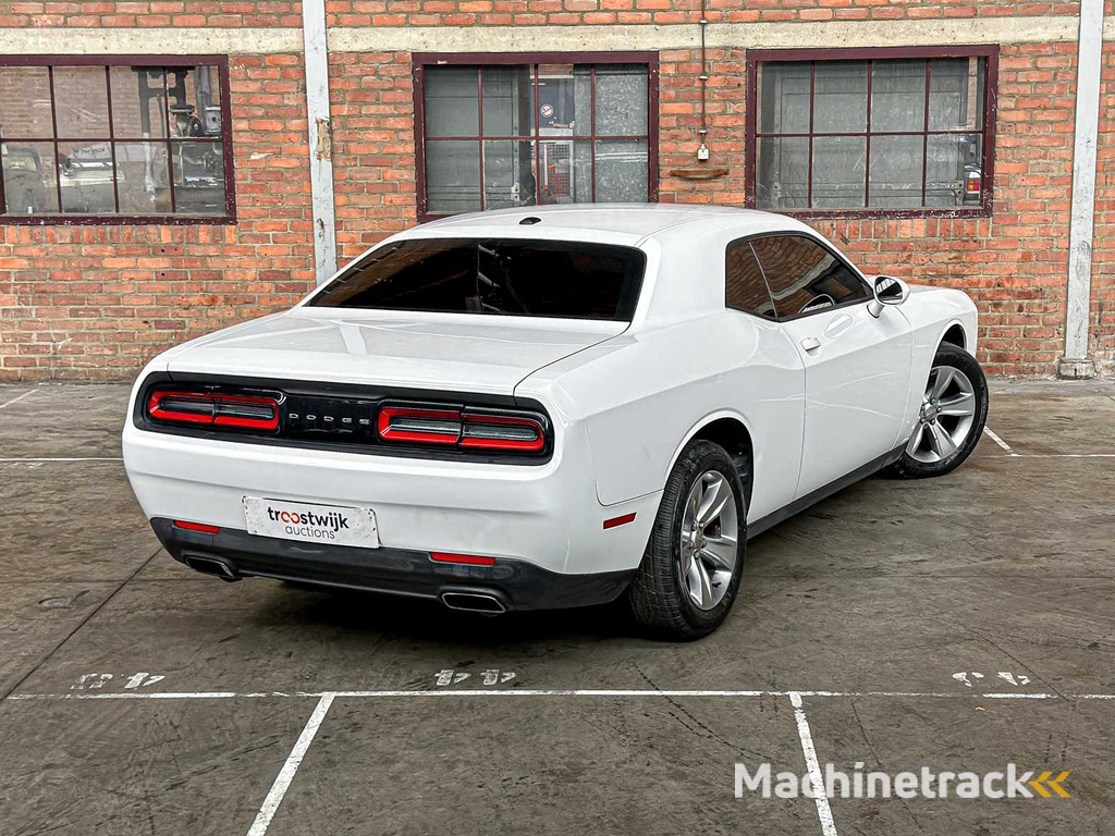 Dodge Challenger 3.6 V6 305pk 2016