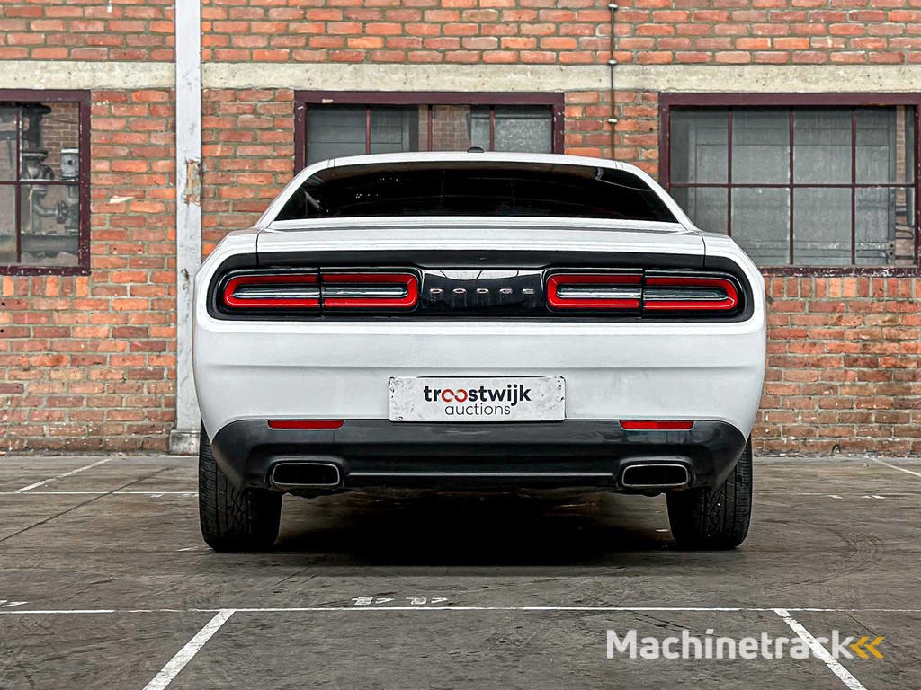 Dodge Challenger 3.6 V6 305pk 2016