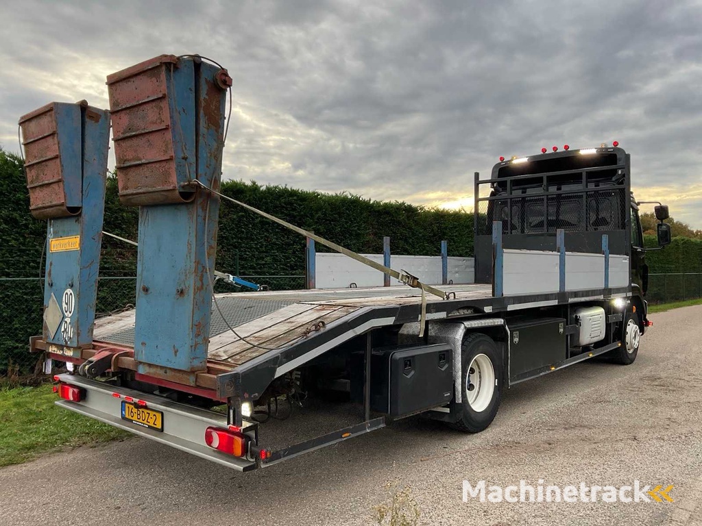 2014 DAF LF180 LKW-Rampe