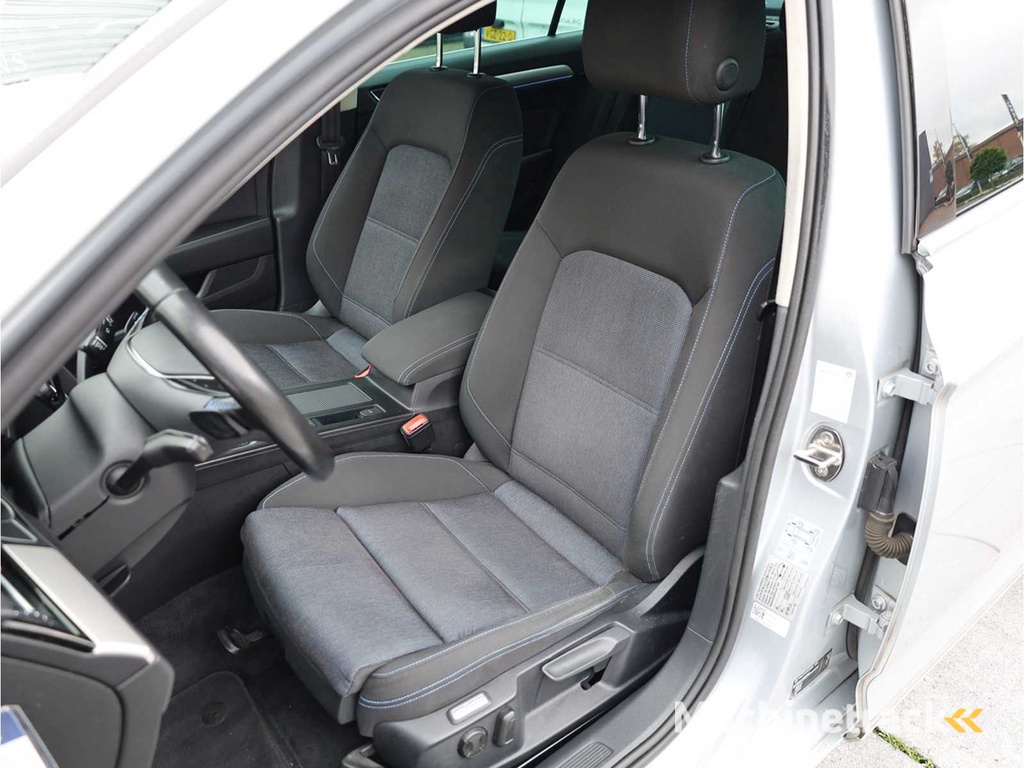 Volkswagen Passat 1.4 TSI GTE Automatik 2016, ND-172-S