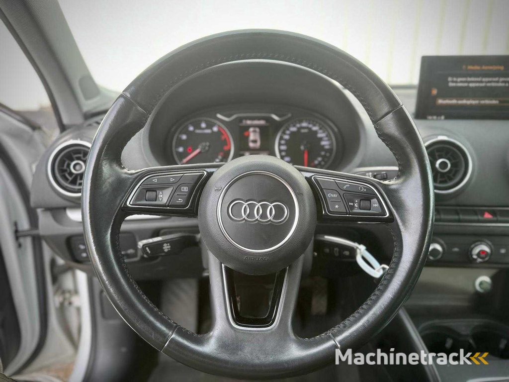 Audi A3 Limousine 1.0 TFSI ProL , ; PR-806-L