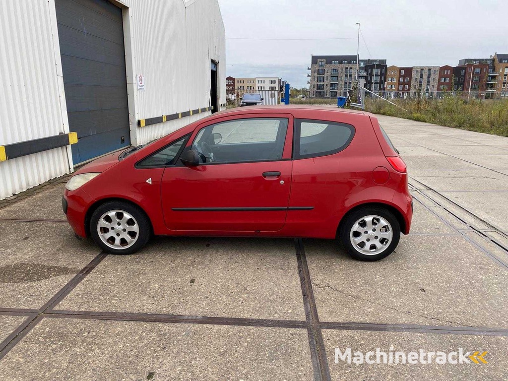 Mitsubishi Colt 1.3 Inform Klimaanlage HJ-879-P