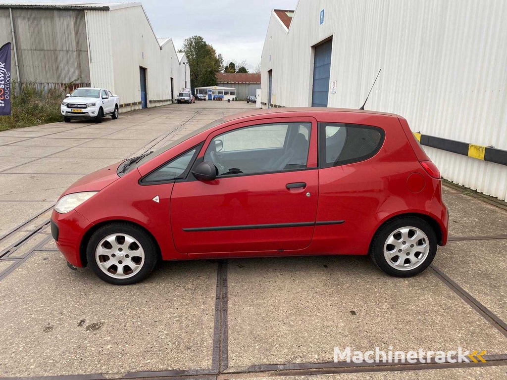 Mitsubishi Colt 1.3 Inform Klimaanlage HJ-879-P