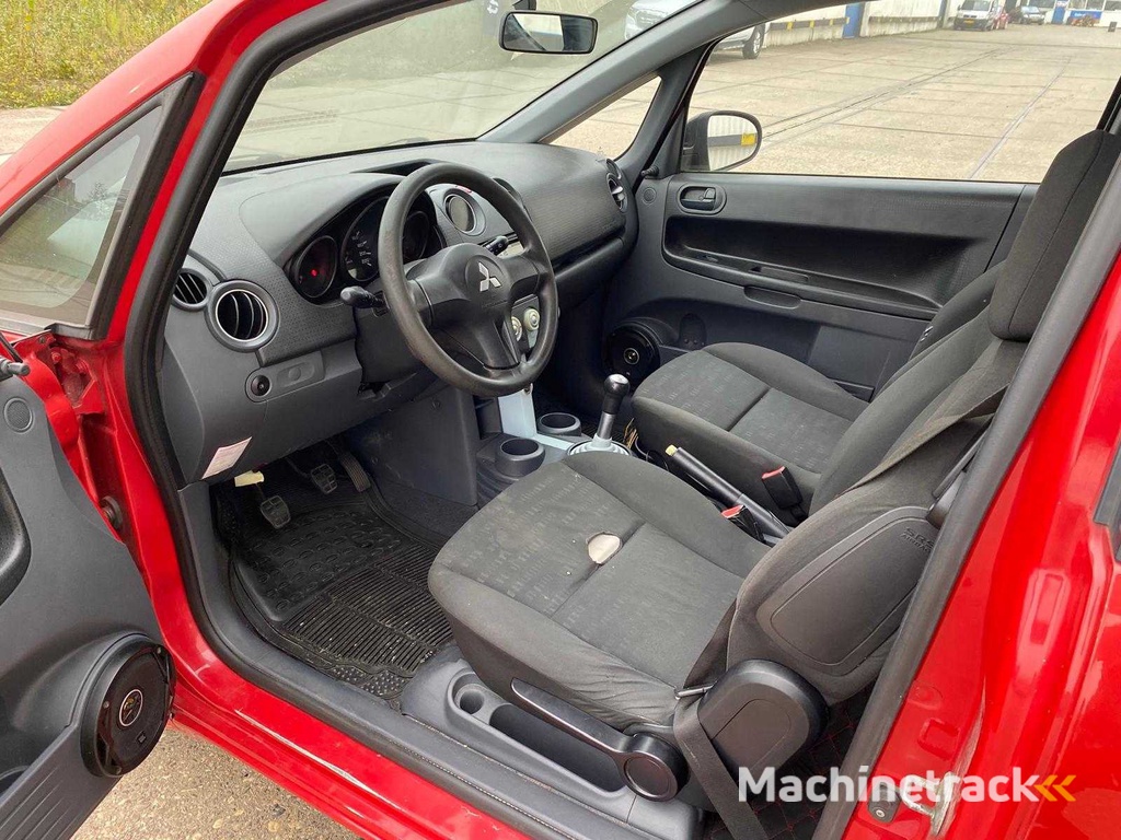 Mitsubishi Colt 1.3 Inform Klimaanlage HJ-879-P