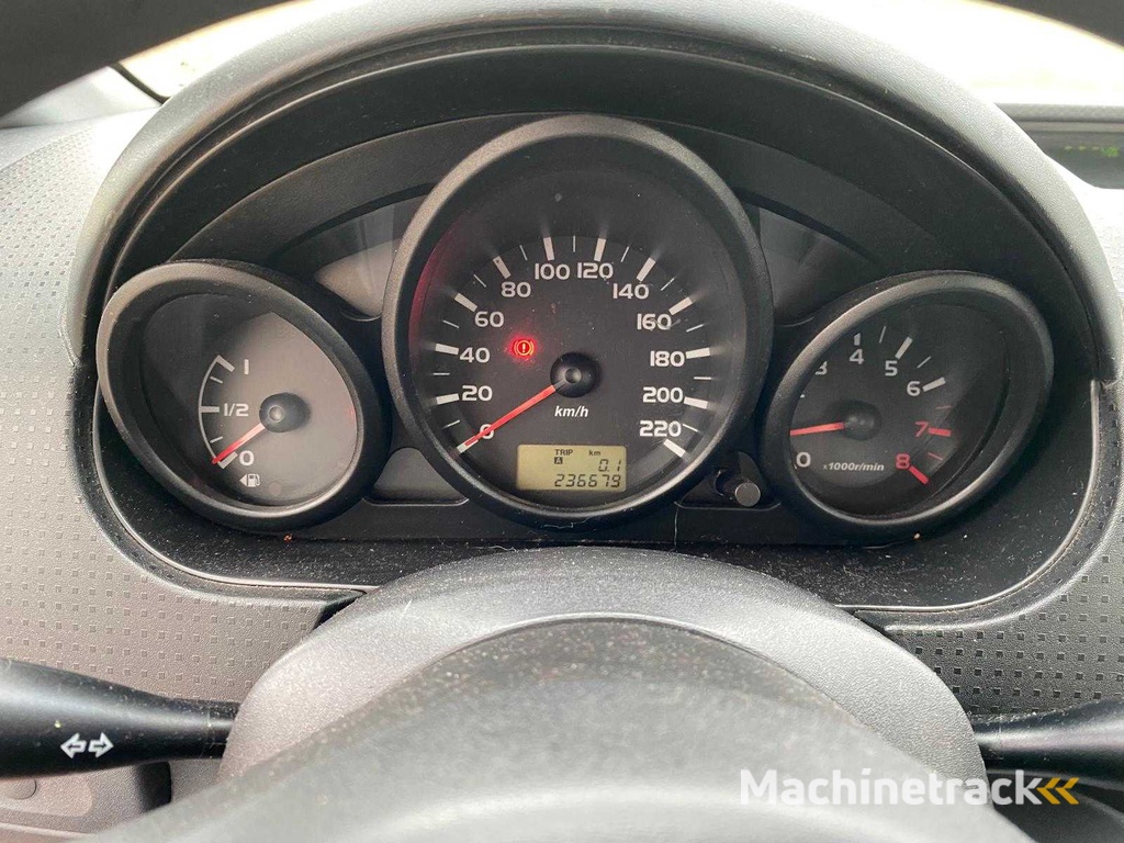 Mitsubishi Colt 1.3 Inform Klimaanlage HJ-879-P