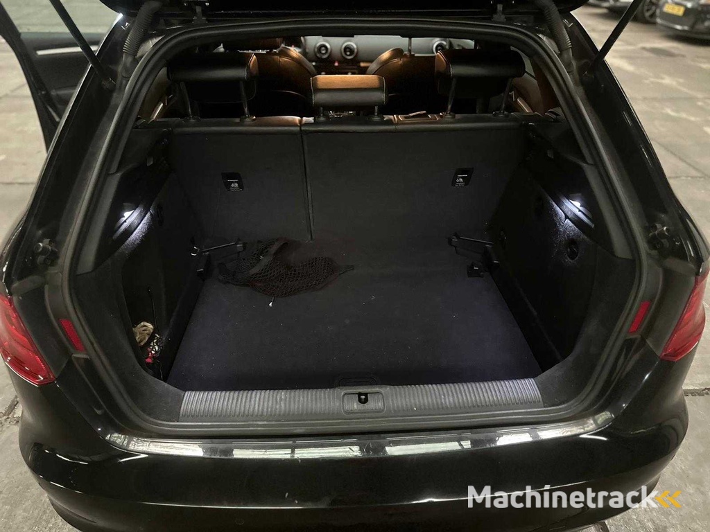 Audi A3 Sportback 2.0 TDI Ambition Pro Line S Automatik; KX-921-P