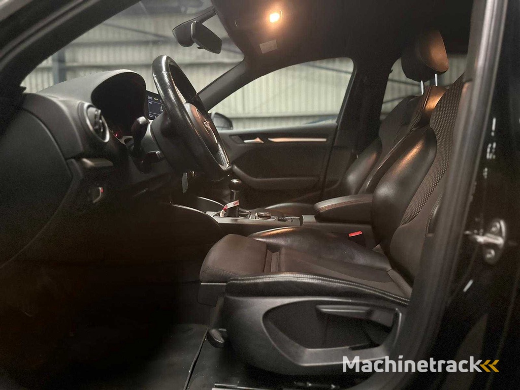 Audi A3 Sportback 2.0 TDI Ambition Pro Line S Automatik; KX-921-P