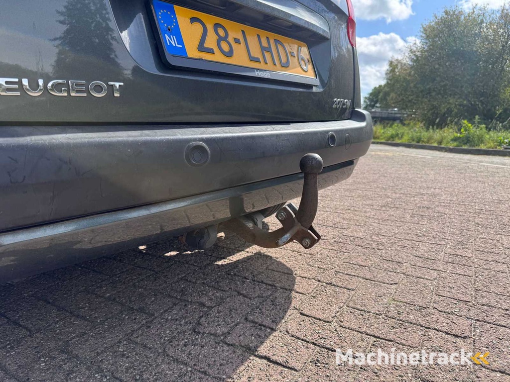 Peugeot 207 SW 1.6 VTi XS, 28-LHD-6