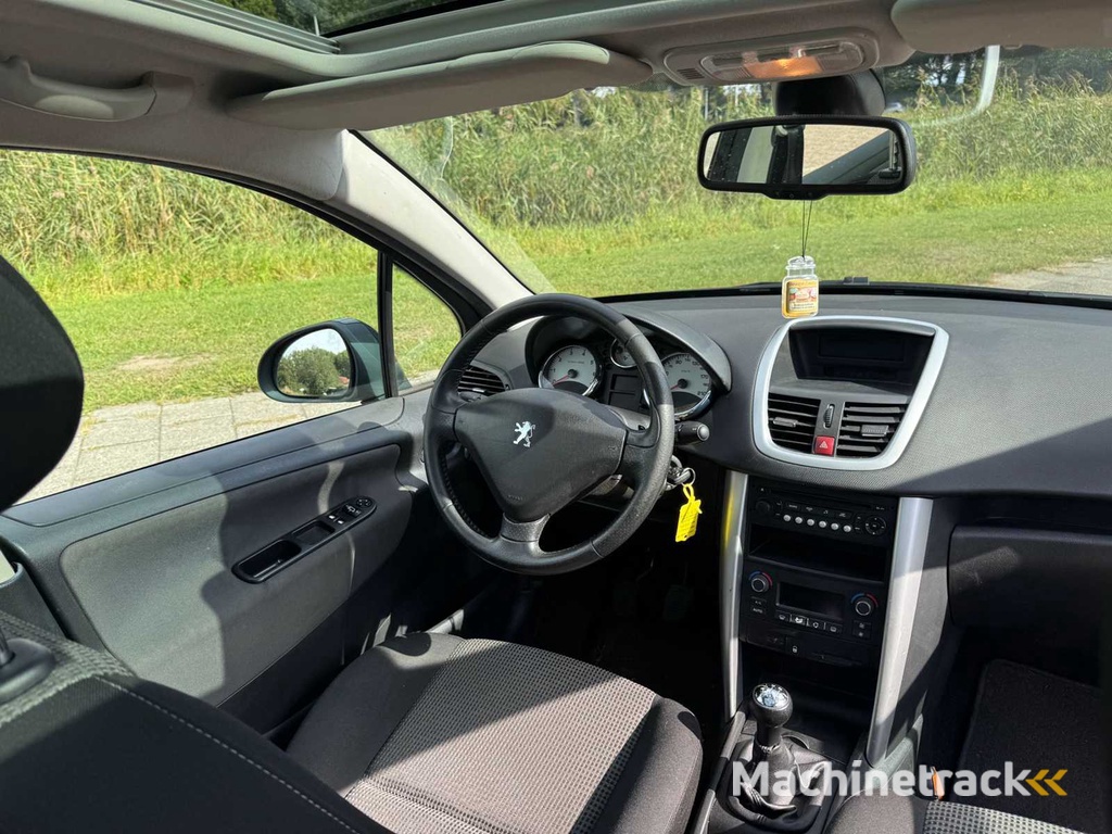 Peugeot 207 SW 1.6 VTi XS, 28-LHD-6