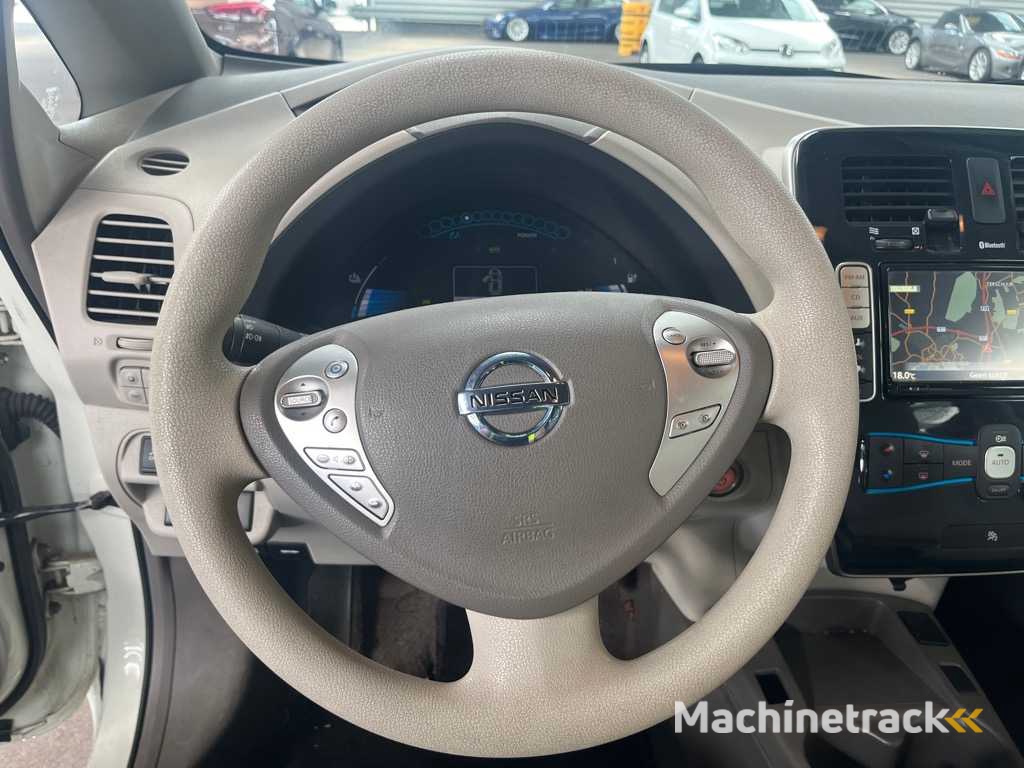 Nissan LEAF Basis 24 kWh Automatik, 27-RXG-4