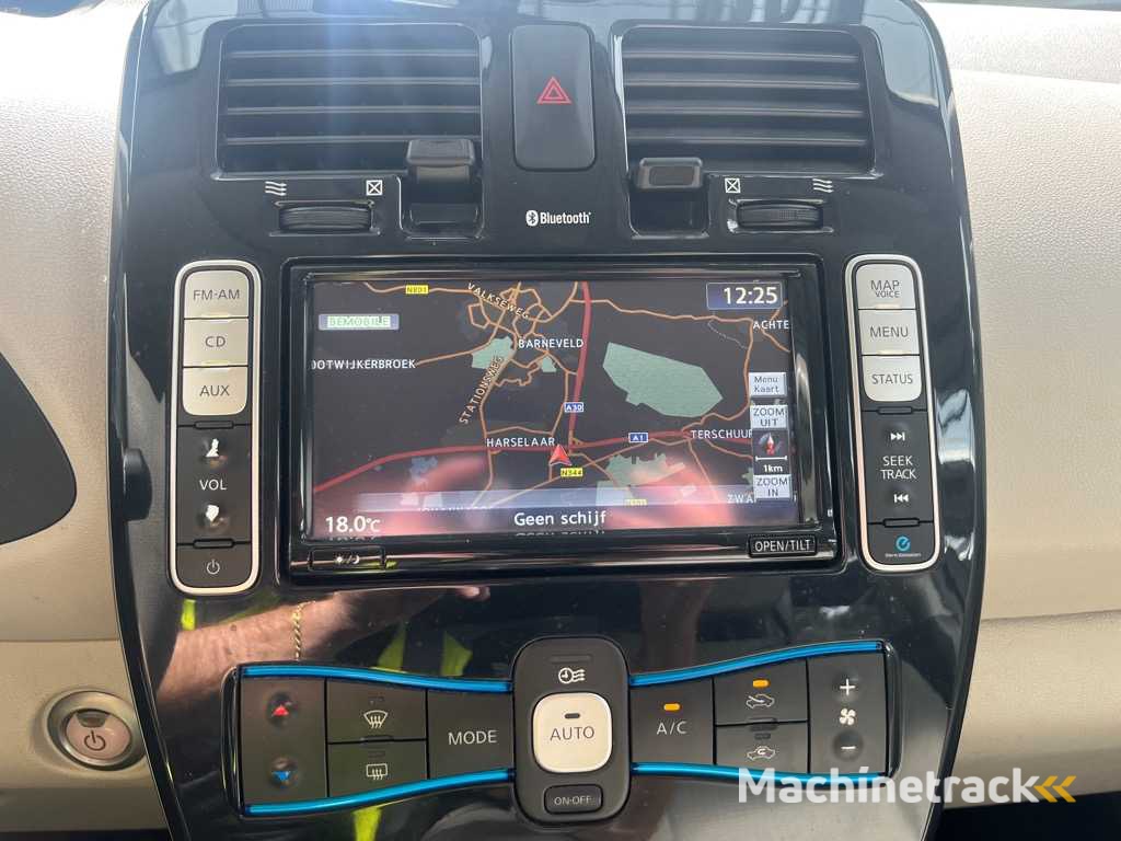 Nissan LEAF Basis 24 kWh Automatik, 27-RXG-4