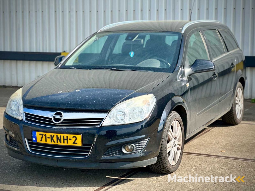 Opel Astra Kombi 1.6 Cosmo, 71-KNH-2