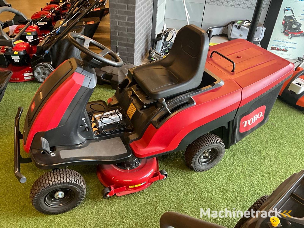 2022 Toro ES3200DC Zitmaaier