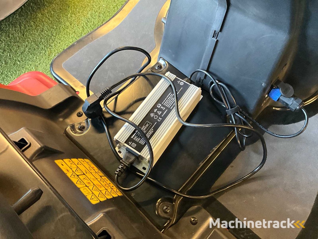 2022 Toro ES3200DC Zitmaaier