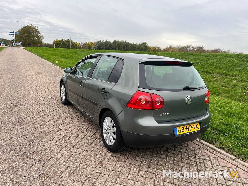 Volkswagen Golf 1.4 FSI Trendline , 68-NP-VK