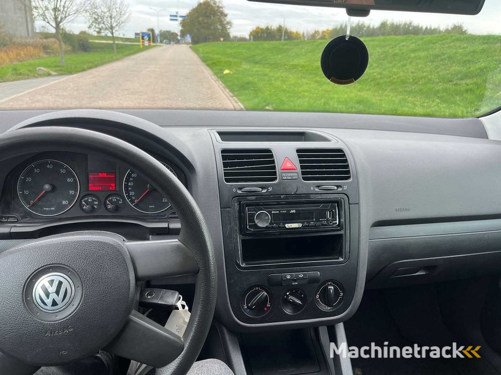 Volkswagen Golf 1.4 FSI Trendline , 68-NP-VK