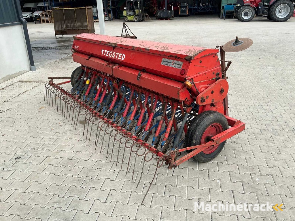 Stegsted SLN 30 300 250 Zaaimachine