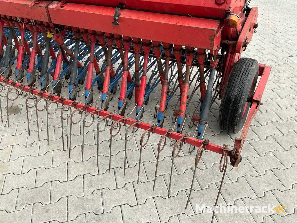 Stegsted SLN 30 300 250 Zaaimachine