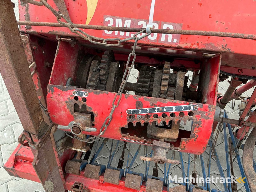 Stegsted SLN 30 300 250 Zaaimachine