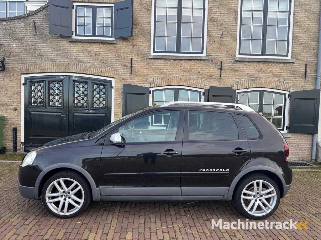 Volkswagen  Polo  1.4-16V Cross Clima 13-ZN-FH