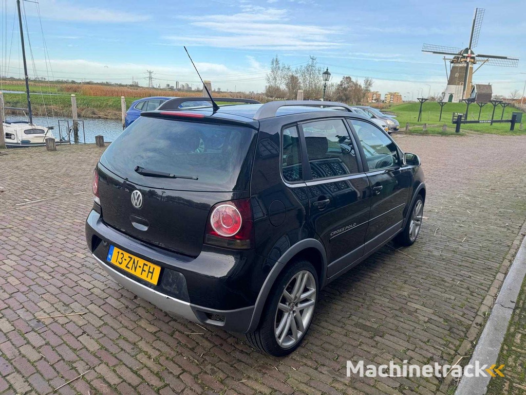 Volkswagen  Polo  1.4-16V Cross Clima 13-ZN-FH