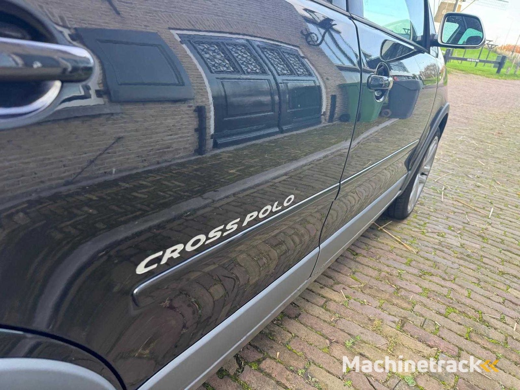 Volkswagen  Polo  1.4-16V Cross Clima 13-ZN-FH