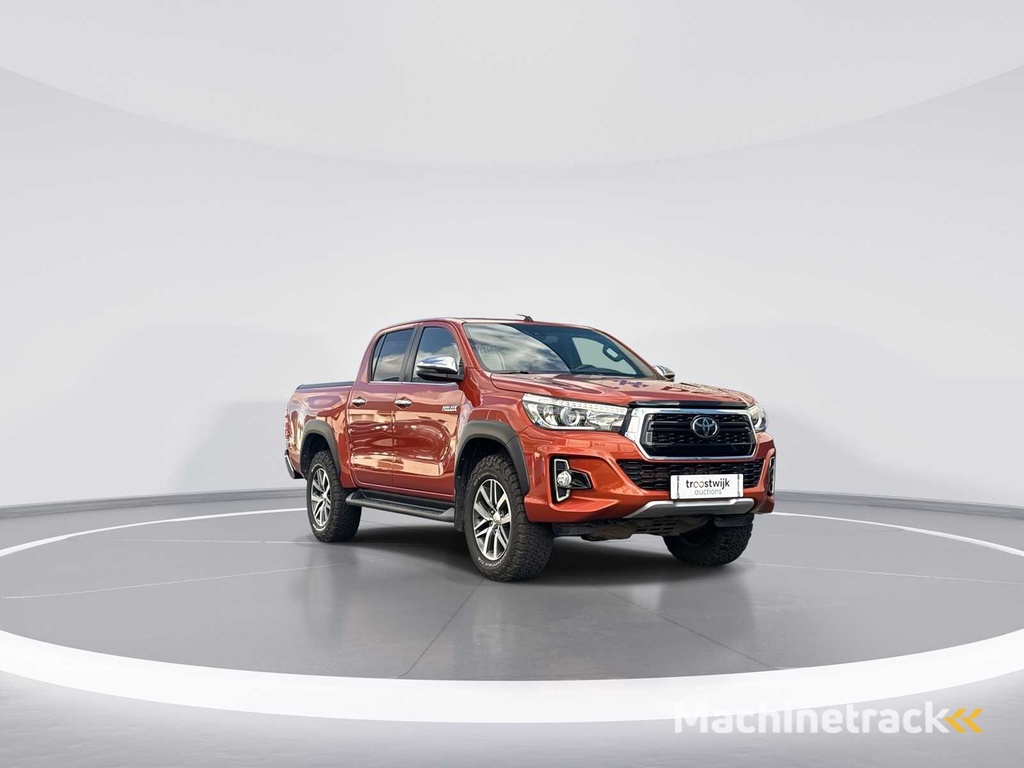 Toyota HiLux 2.4 D-4D-F DC Executive Van | V-288-XL