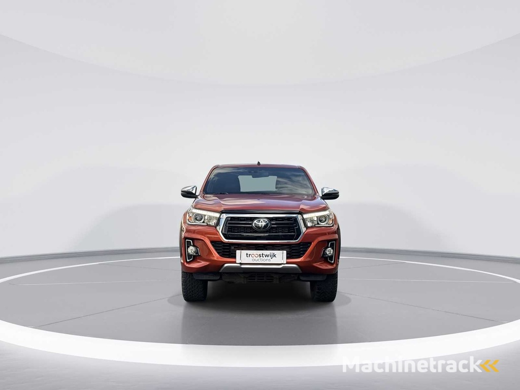 Toyota HiLux 2.4 D-4D-F DC Executive Van | V-288-XL