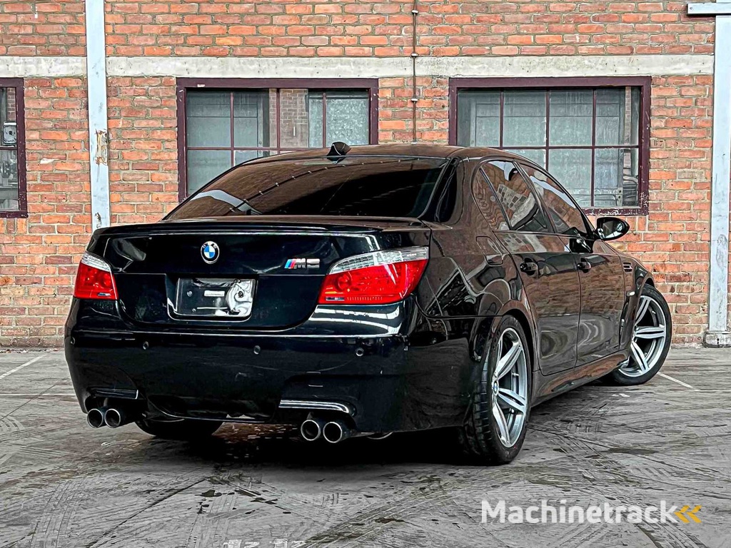 BMW M5 5.0 V10 E60 507pk 2008 5-Serie YOUNGTIMER