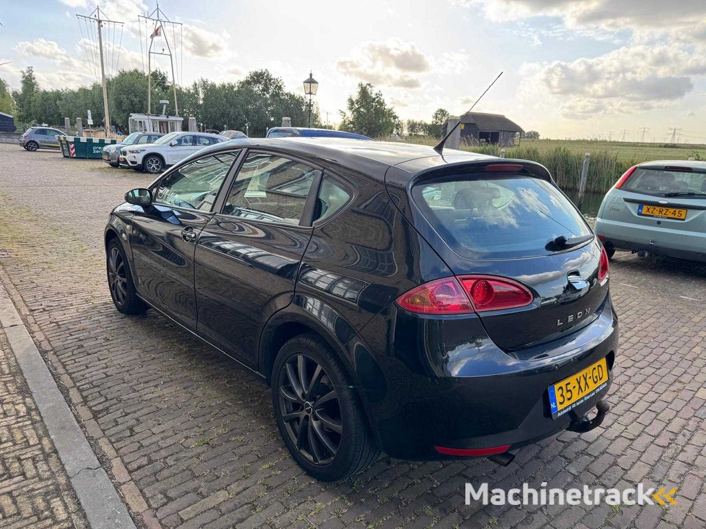SEAT Leon 1.6 Sportstyle 35-XX-GD
