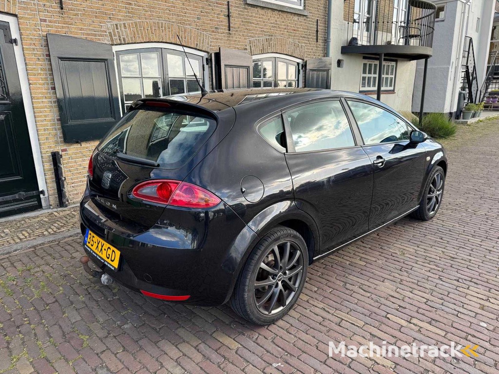 SEAT Leon 1.6 Sportstyle 35-XX-GD