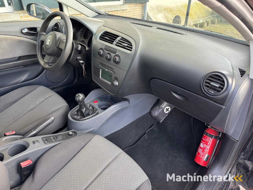 SEAT Leon 1.6 Sportstyle 35-XX-GD